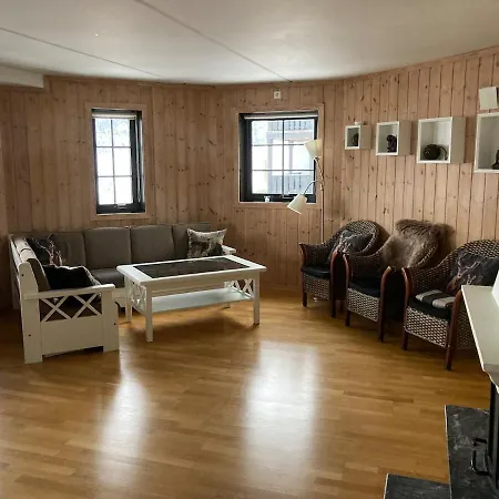 דירה In Out 5 Bedrooms Sauna Orpen